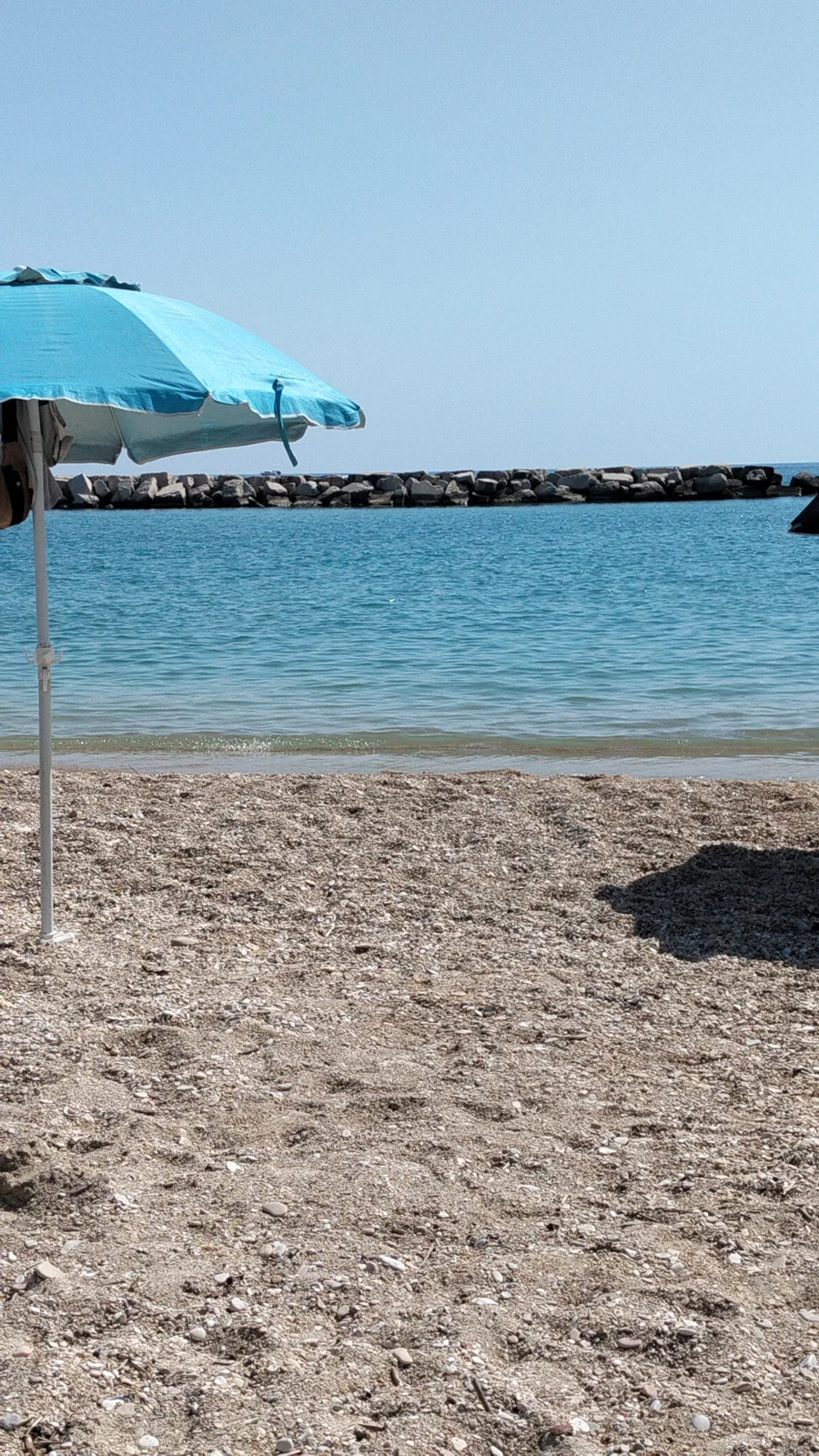 Spiaggia libera e mare